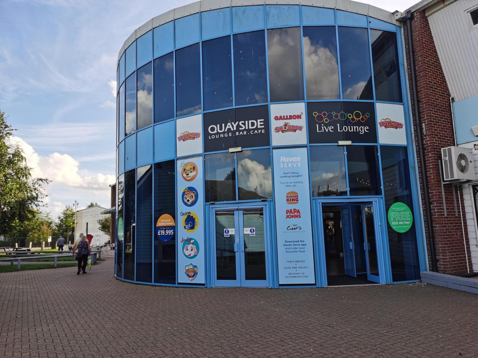 Golden Sands Beach Activities Sea Holiday Relax Mablethorpe Bagian luar foto